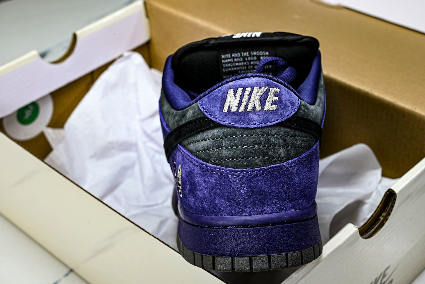 SB Dnk Low x Supreme 94 Ink