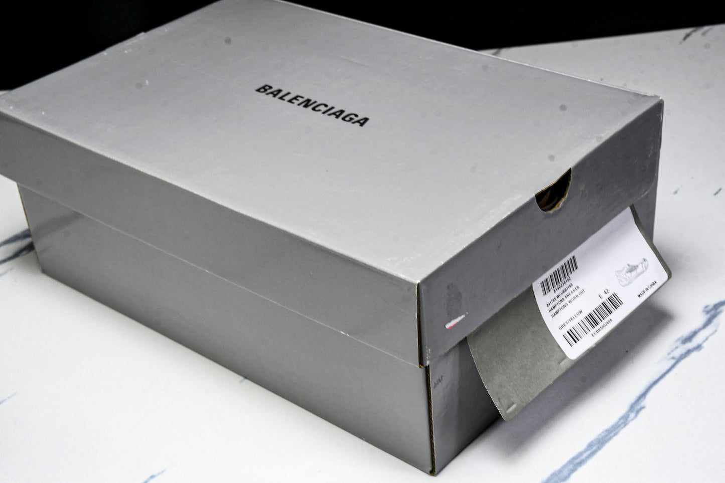 Вalenciaga Hamptons Worn-Out Sneaker 'Grey Yellow'