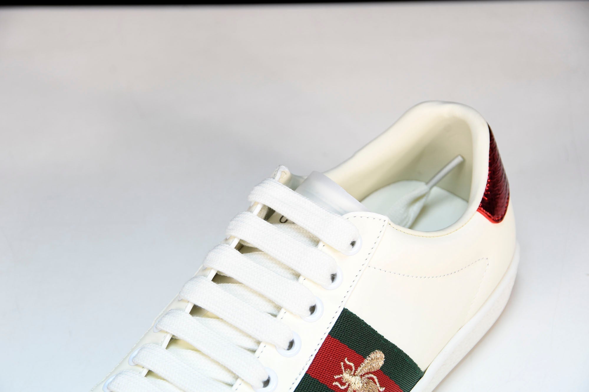 Guссi Ace 'Bee' - UK 10 / US 10.5 / EU 44 - UK 10 / US 10.5 / EU 44