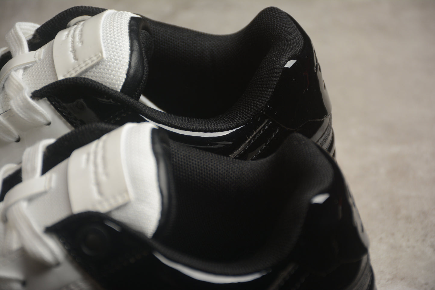Off-White Out Of Office OOO Low Top 'Patent Black White'
