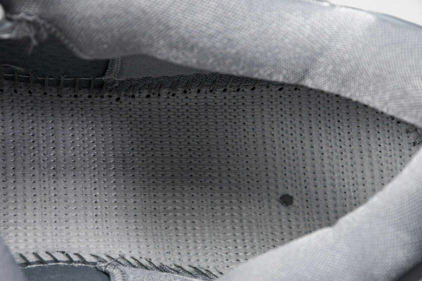 Kobe 8 Protro 'Wolf Grey' - UK 8 / US 9 / EU 42.5