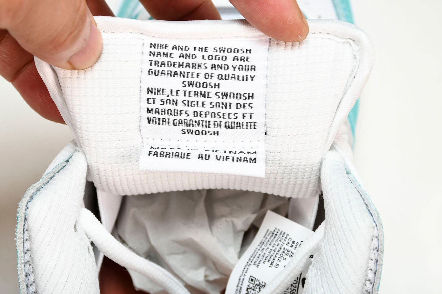SB Dnk Low x April Skateboards - UK 4 (W 3.5) / US 4.5 (W 6) / EU 36.5