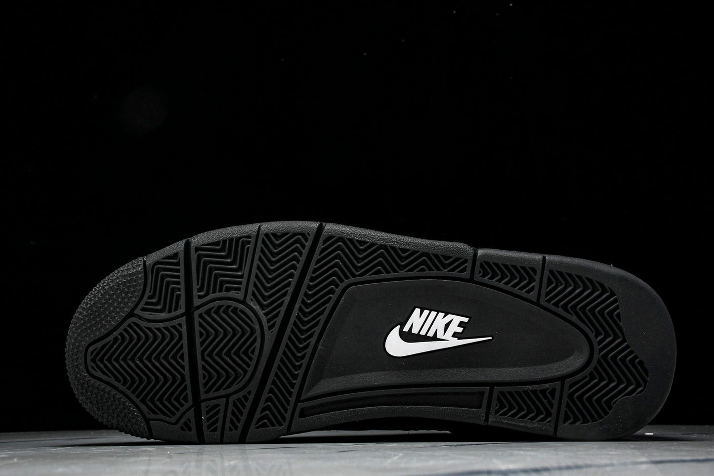 AJ4 Retro 'Black Cat' (2025)