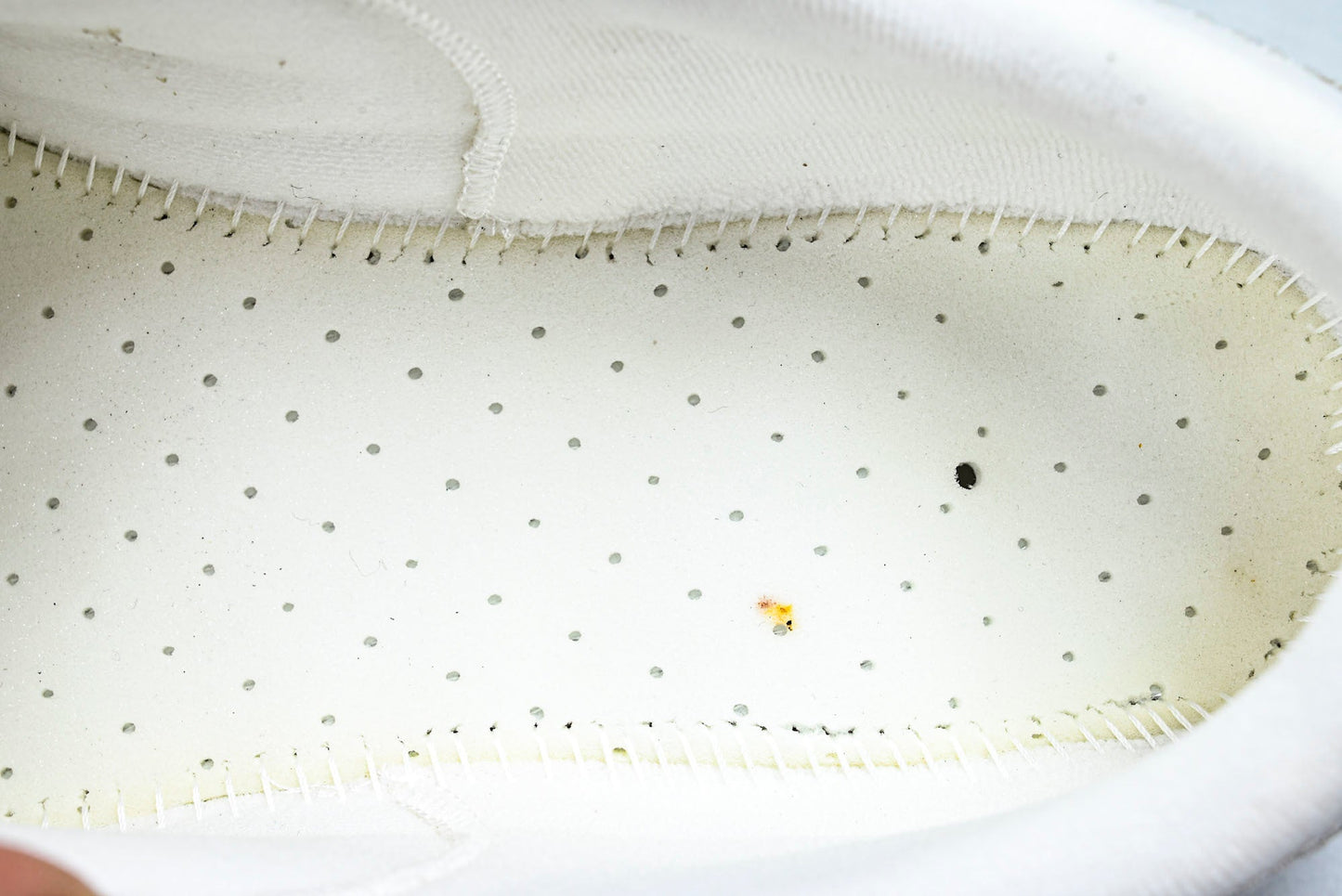 Вalenciaga Hamptons Worn-Out Sneaker 'White'