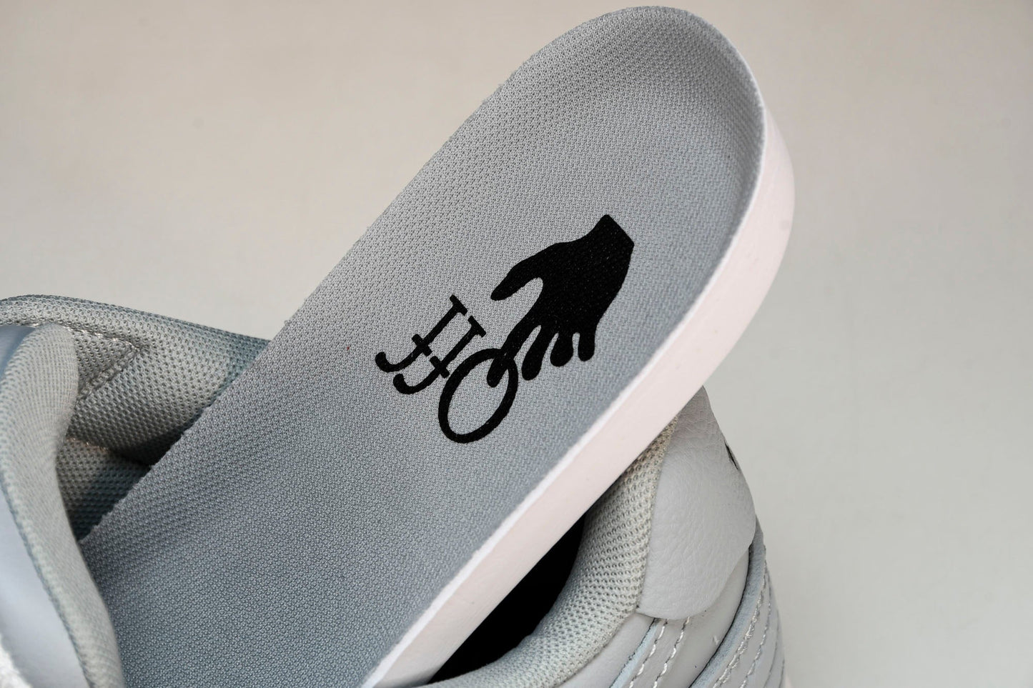 Off-White Out Of Office OOO Low Top 'Grey White' - UK 12 / US 13 / EU 46