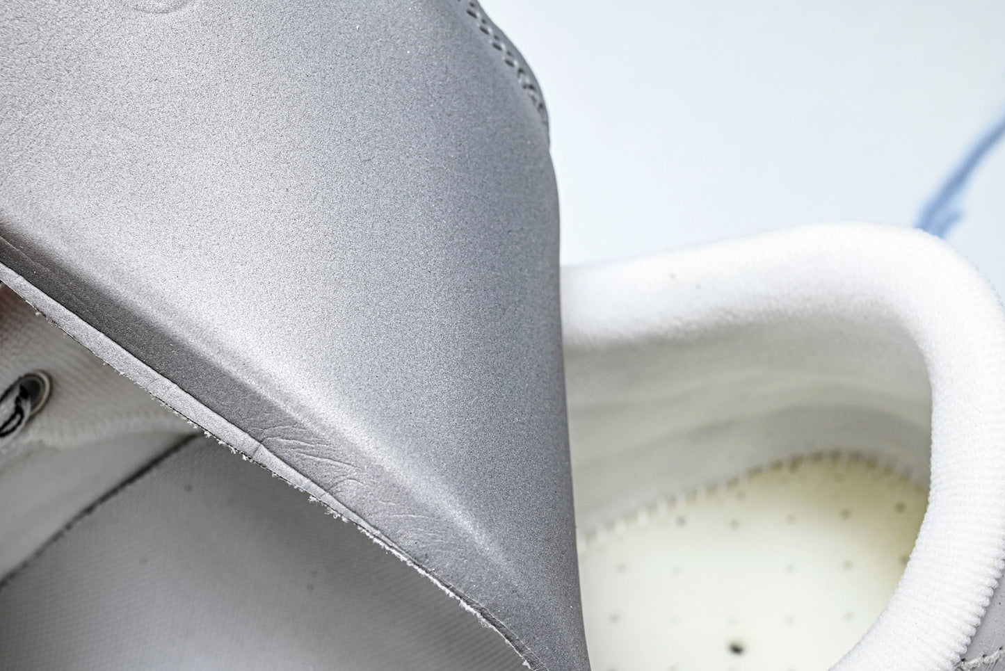 Вalenciaga Hamptons Worn-Out Sneaker 'White'