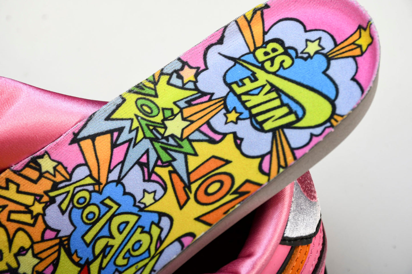 Powerpuff Girls x SB Dnk Low 'Blossom' - UK 3.5 (W 3) / US 4 (W 5.5) / EU 36