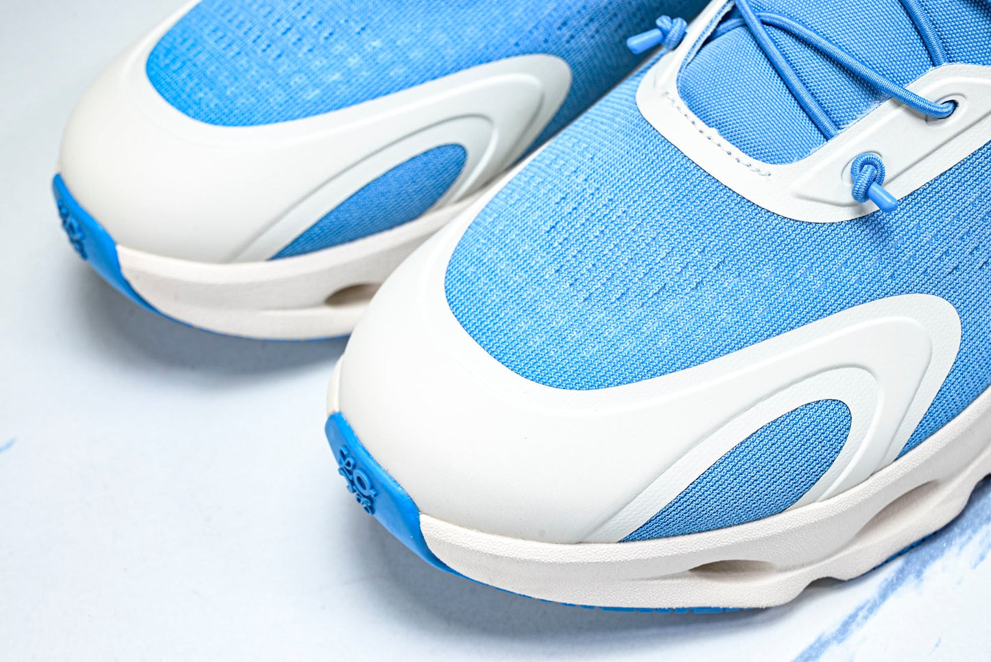 LOEWE × ON Cloudsolo 'Blue White'