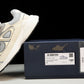 D1or B30 'White Grey'