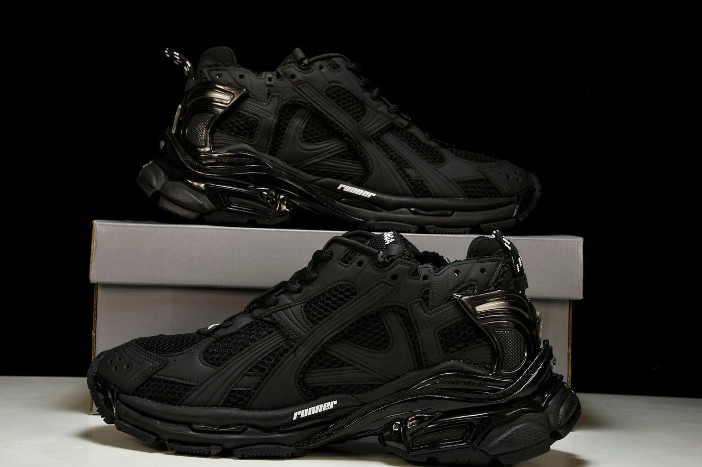 Runner 'Triple Black - Matte' - UK 10 / US 11 / EU 44
