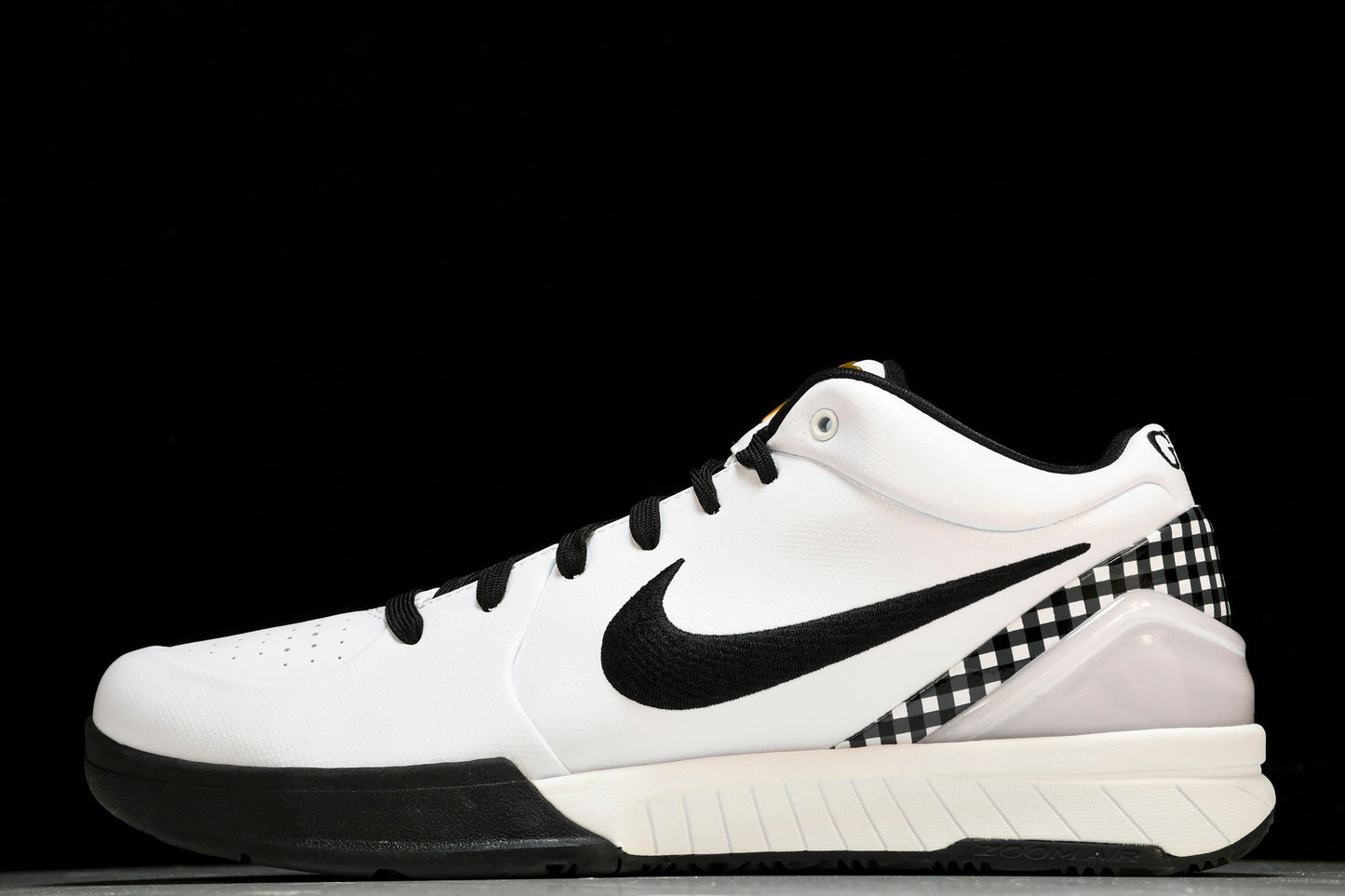 Kobe 4 Protro 'Mambacita Gigi'