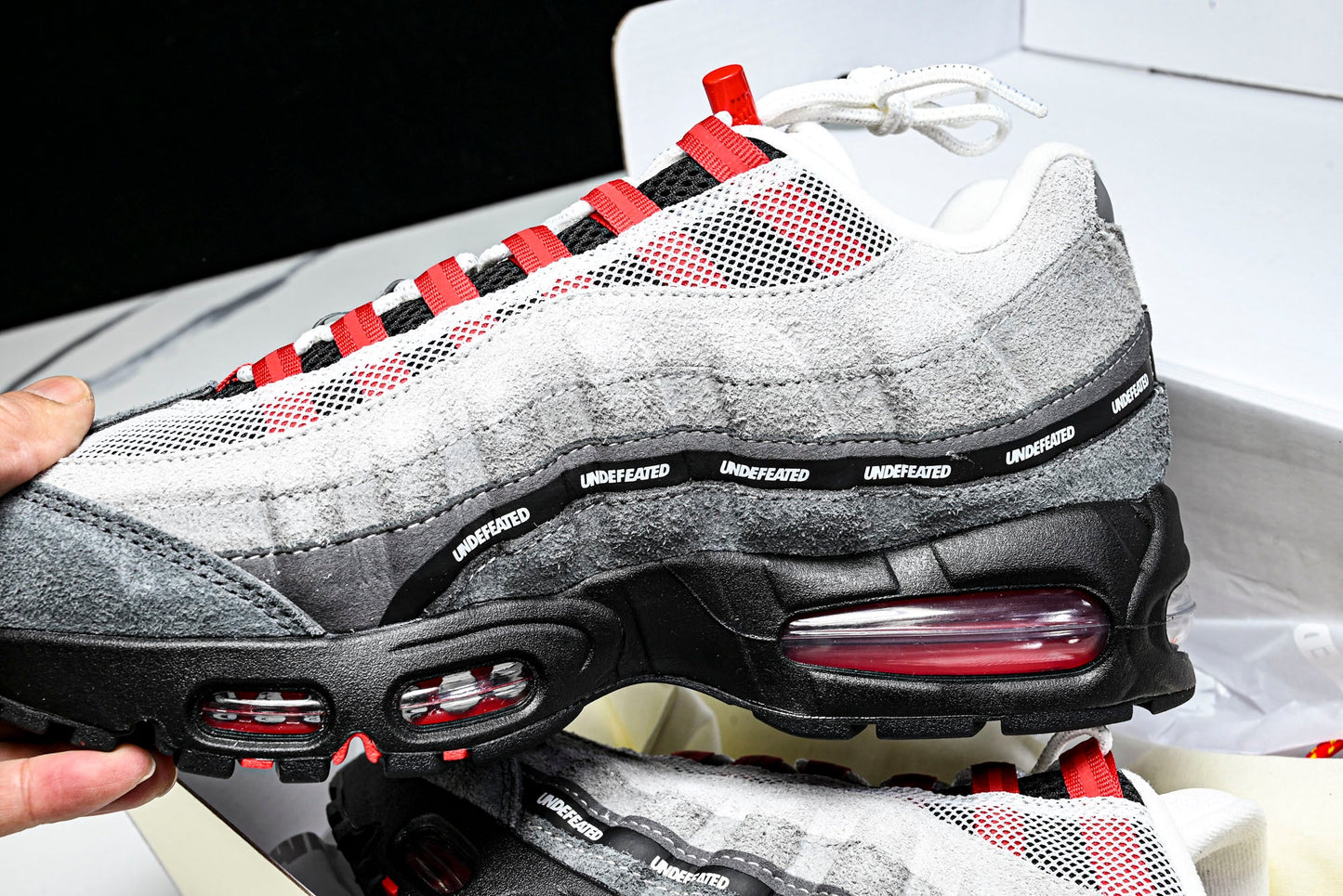 Undefeated x AM95 Geo Exclusive Pack 'Tokyo Bright Crimson'