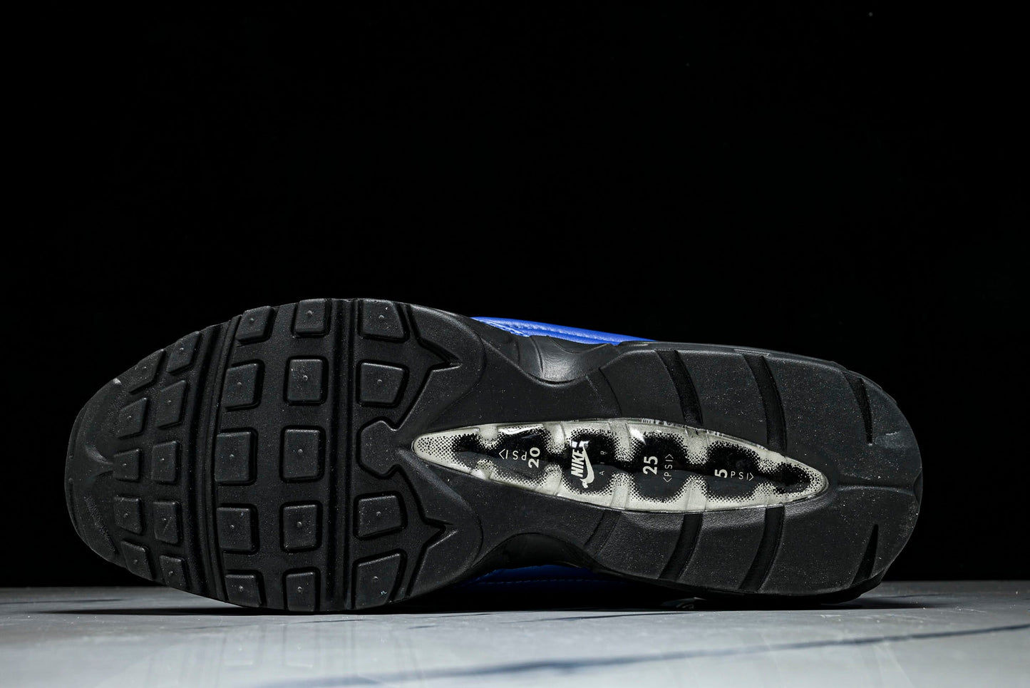 Supreme x AM95 Lux 'Hyper Cobalt'