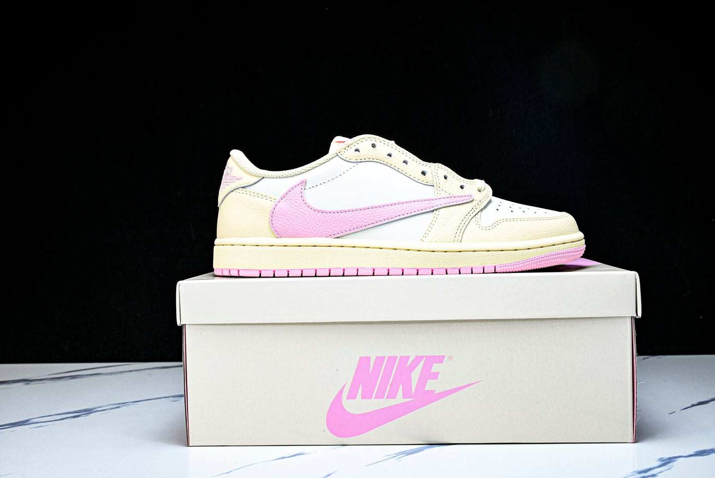 Travis Scott AJ1 Retro Low OG 'Muslin Shy Pink'