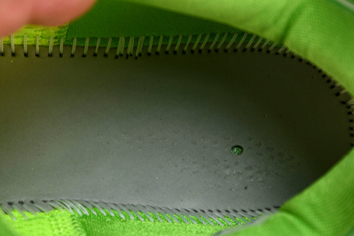 Kobe 6 Protro 'Grinch' - UK 7.5 / US 8.5 / EU 42