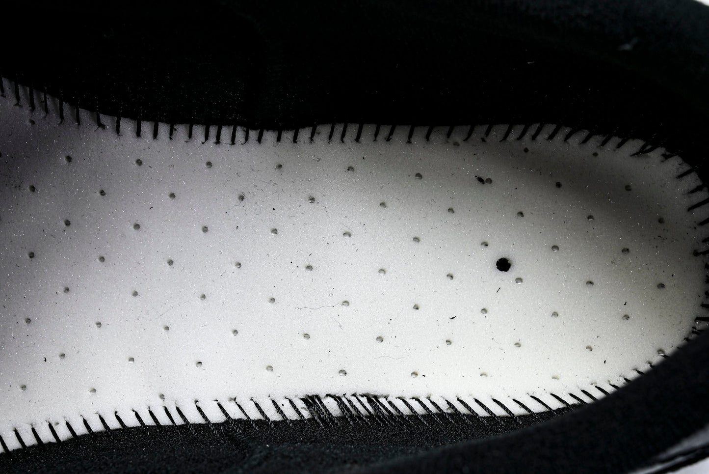 Вalenciaga Hamptons Worn-Out Sneaker 'Black'
