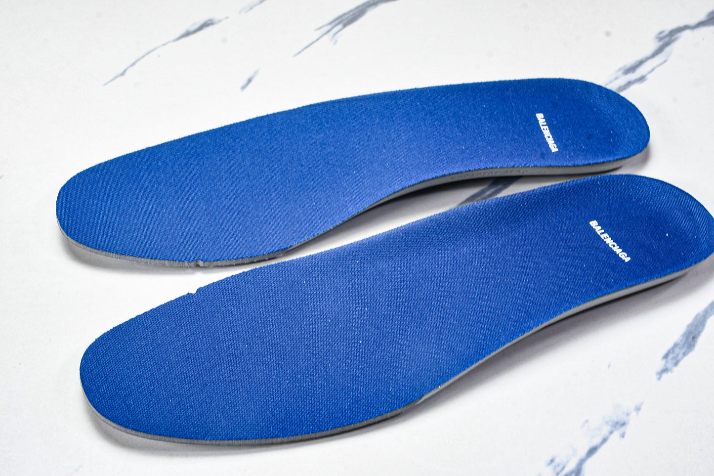 Вalenciaga Hamptons Worn-Out Sneaker 'White Blue'