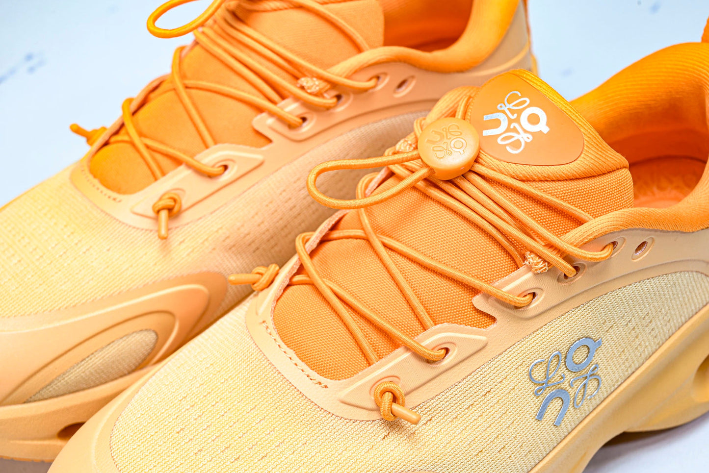LOEWE × ON Cloudsolo 'Orange'