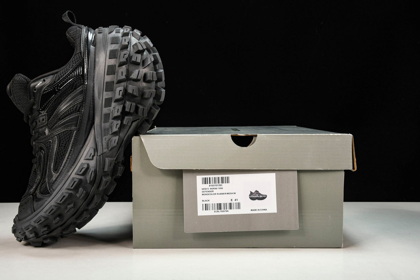 Defender (Bouncer) Sneaker 'Black' - UK 11 / US 12 / EU 45