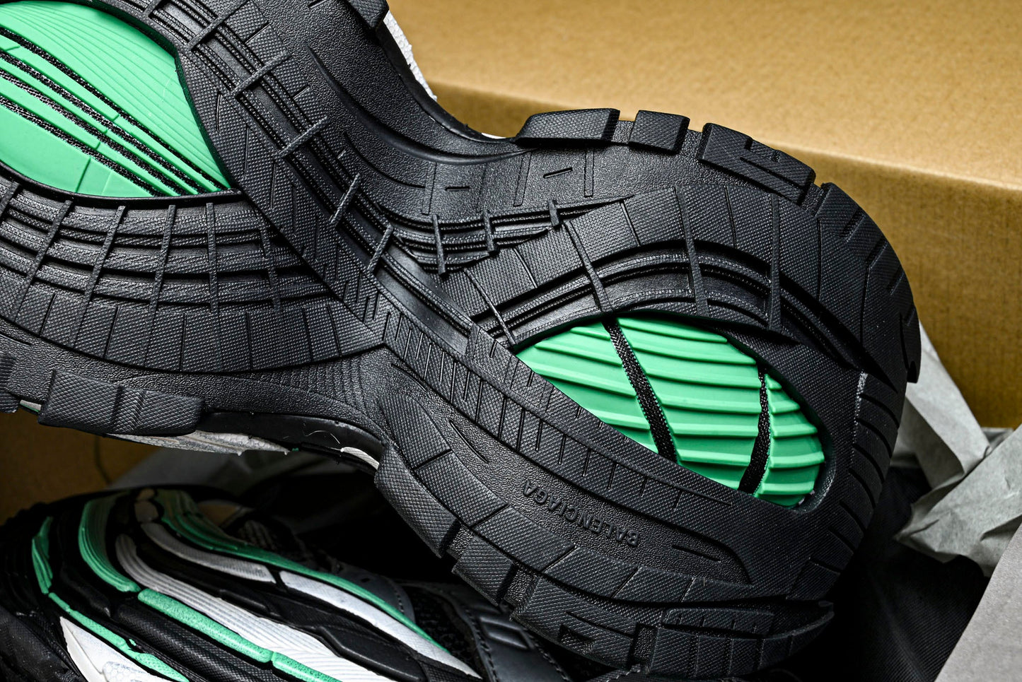 Вalenciaga Platform Sneaker 'Black Green Grey'