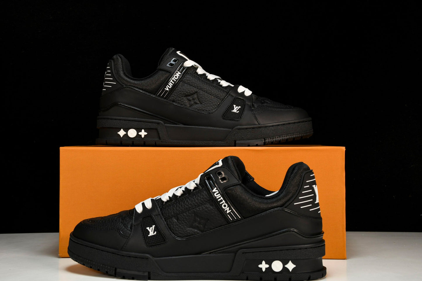 Louis Vuittоп Trainer Low 'Black Embossed' - UK 6 / US 7 / EU 40