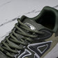 D1or B30 'Olive White'