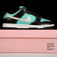 SB Dnk Low x Diamond Supply Co.