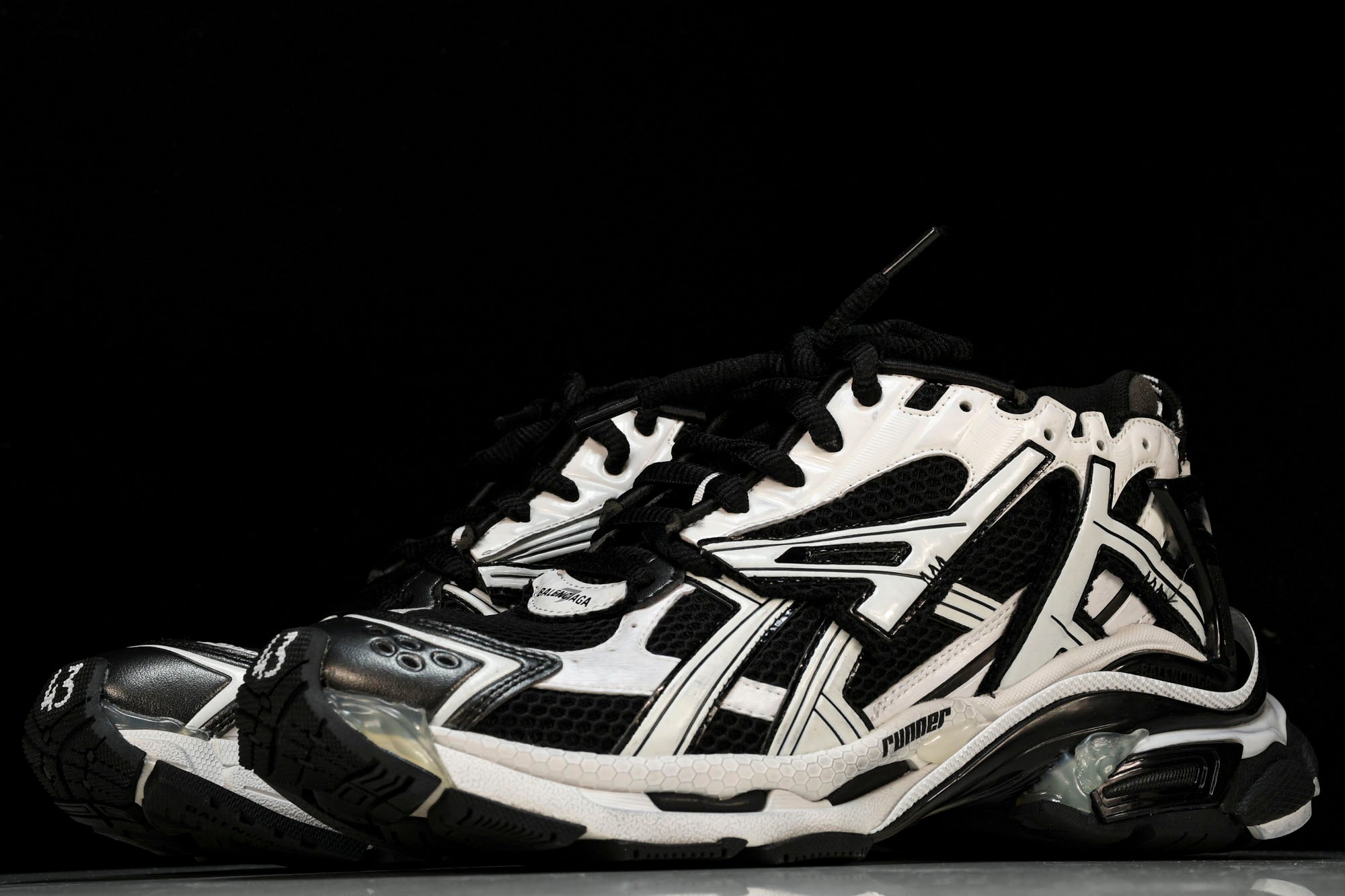 Runner 'White Black'