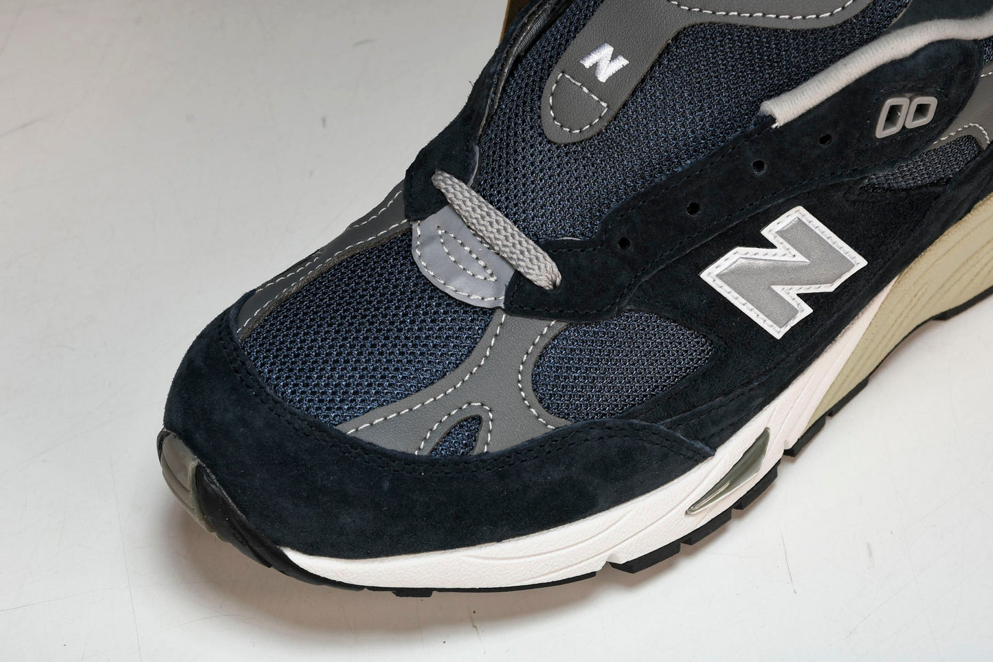 NB 991 MiUK x Kith 'Navy'
