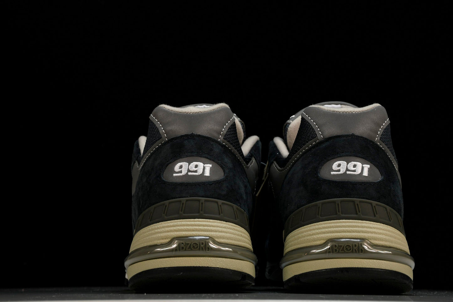 NB 991 MiUK x Kith 'Navy'