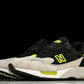 NB 992 'Black Grey Volt'
