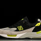 NB 992 'Black Grey Volt'