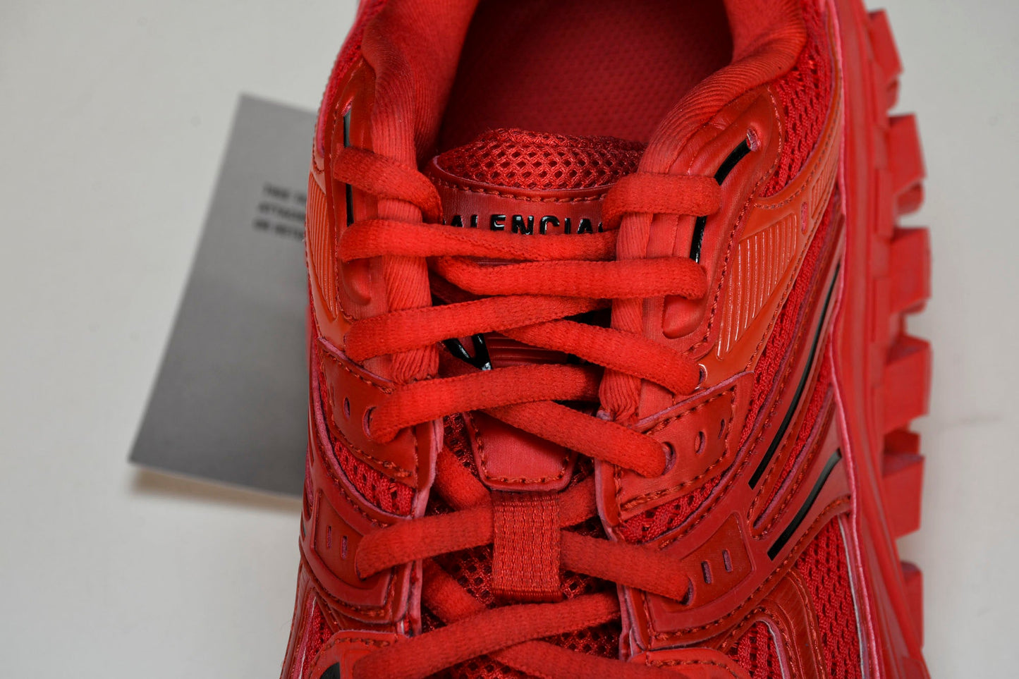 Defender (Bouncer) Sneaker 'Red'