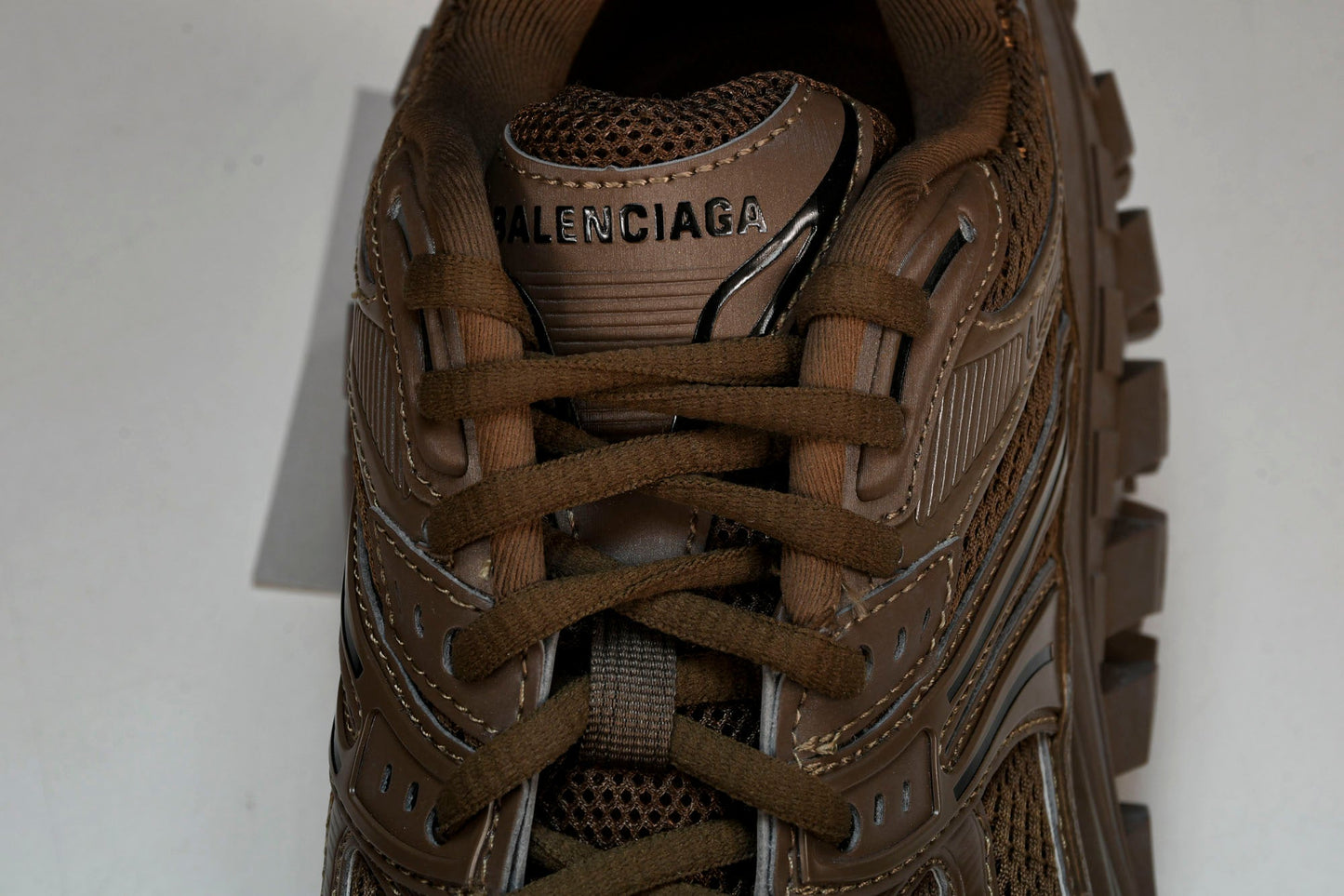 Defender (Bouncer) Sneaker 'Brown'