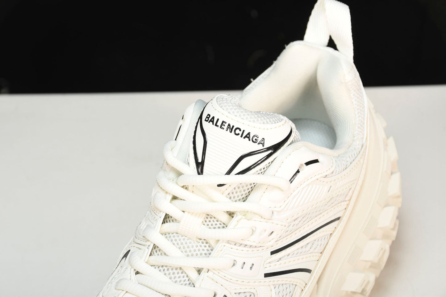 Defender (Bouncer) Sneaker 'White'
