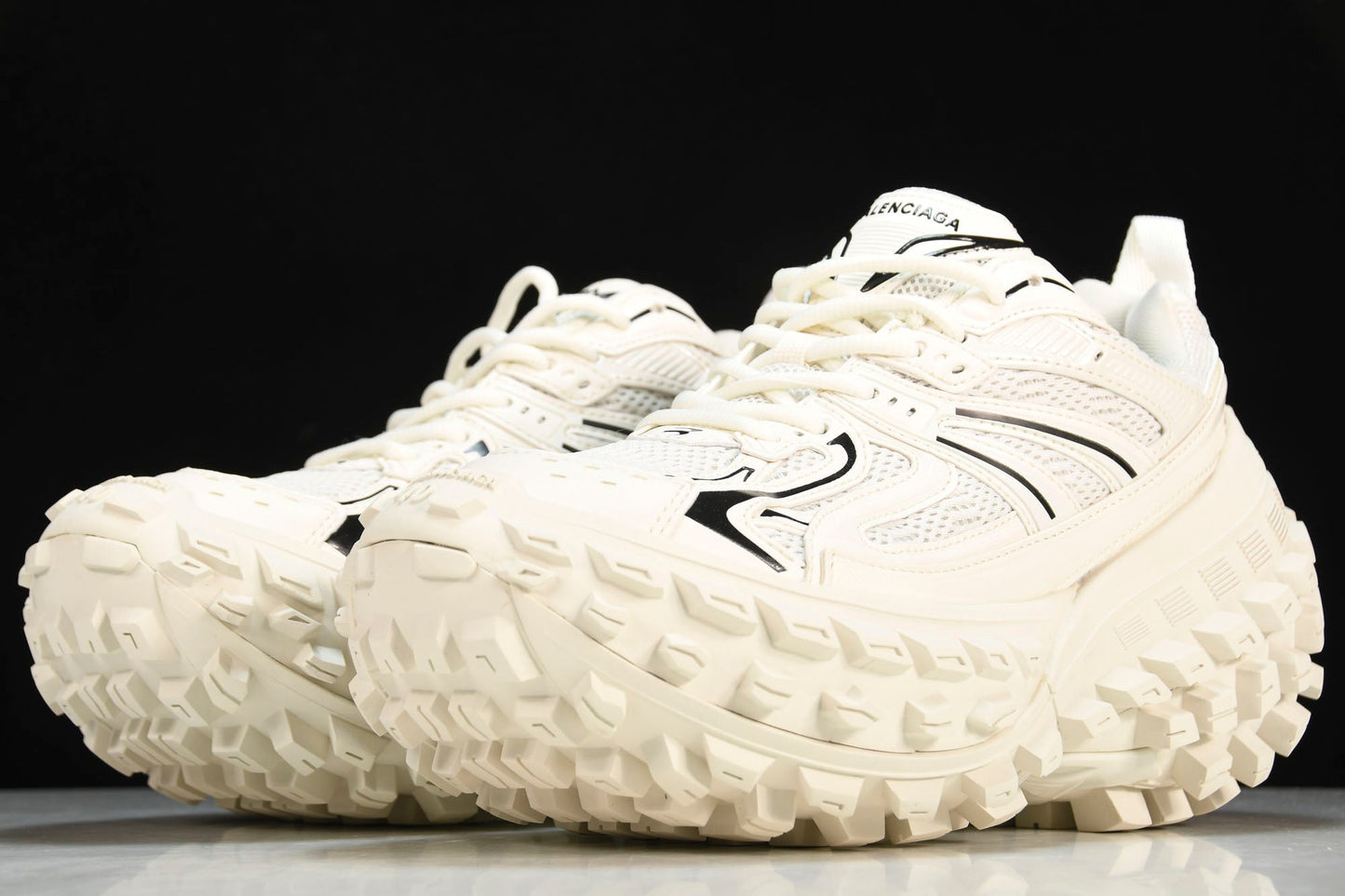Defender (Bouncer) Sneaker 'White'
