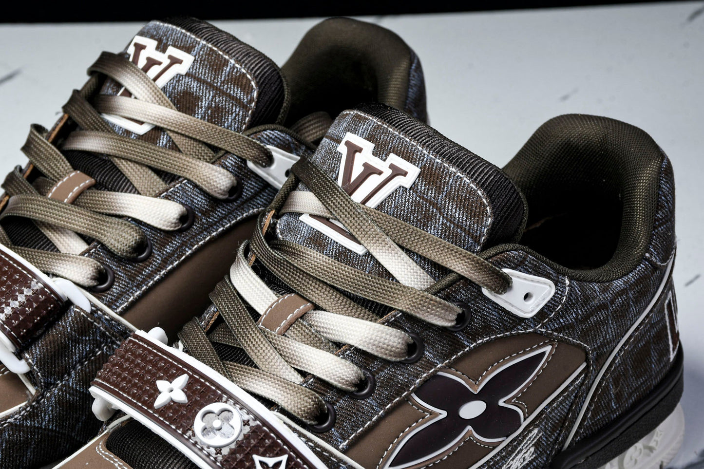 Louis Vuittоп Trainer Low Velcro Strap 'Crocodile Denim Mocha'