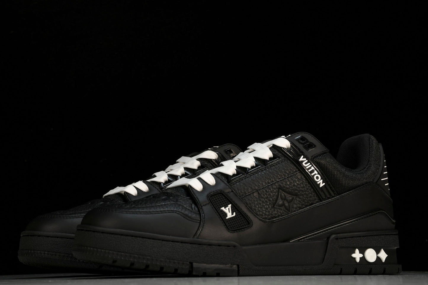 Louis Vuittоп Trainer Low 'Black Embossed' - UK 6 / US 7 / EU 40