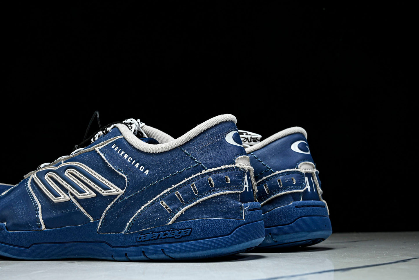 Вalenciaga Hamptons Worn-Out Sneaker 'Navy Blue'