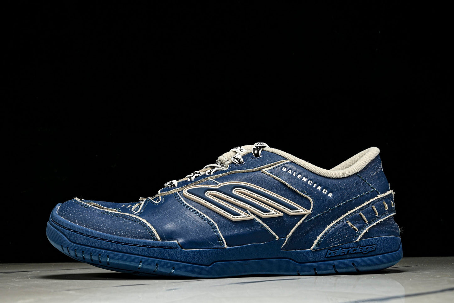 Вalenciaga Hamptons Worn-Out Sneaker 'Navy Blue'