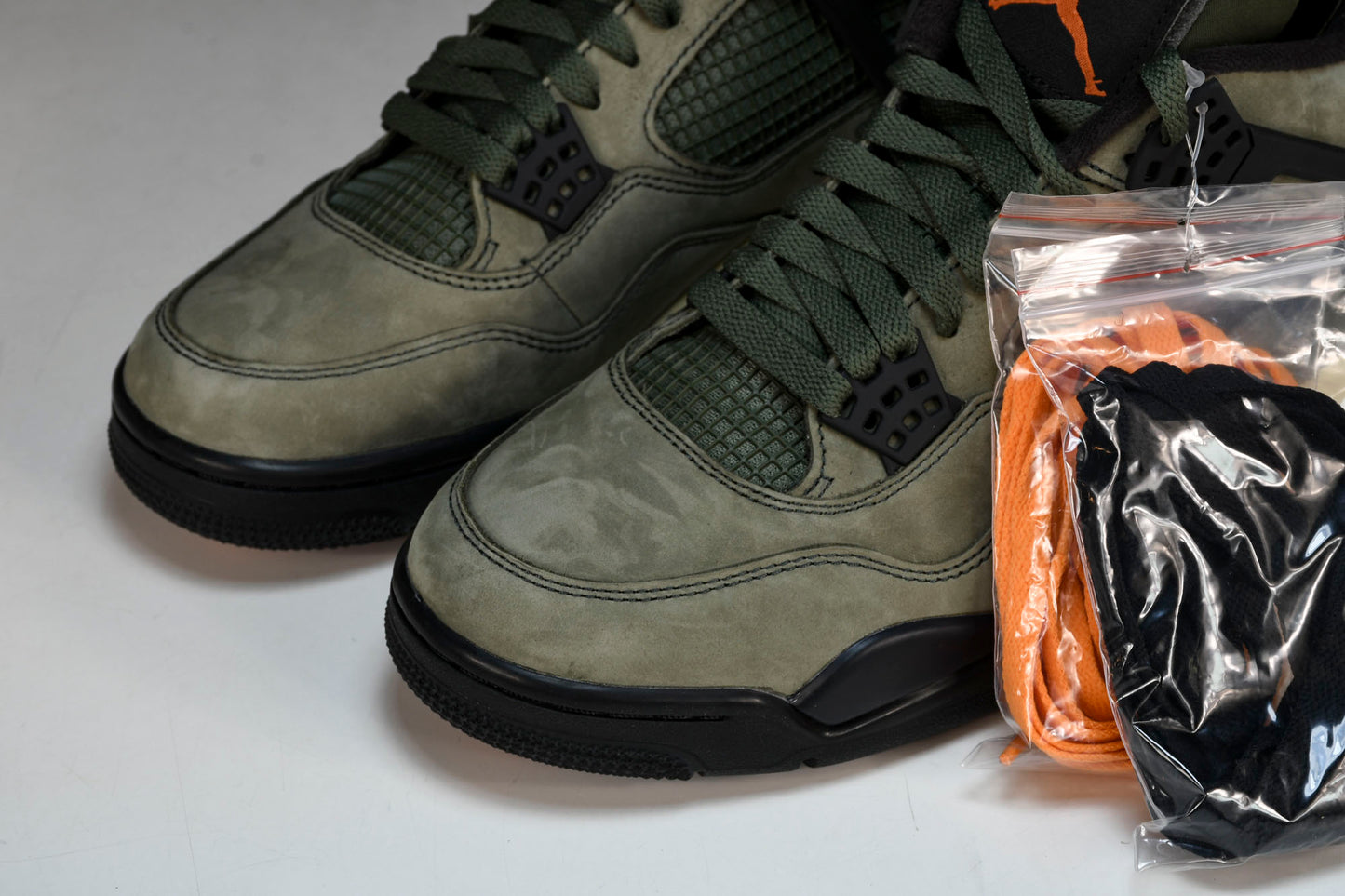 AJ4 Retro x Undefeated 2005 'UNDFTD'