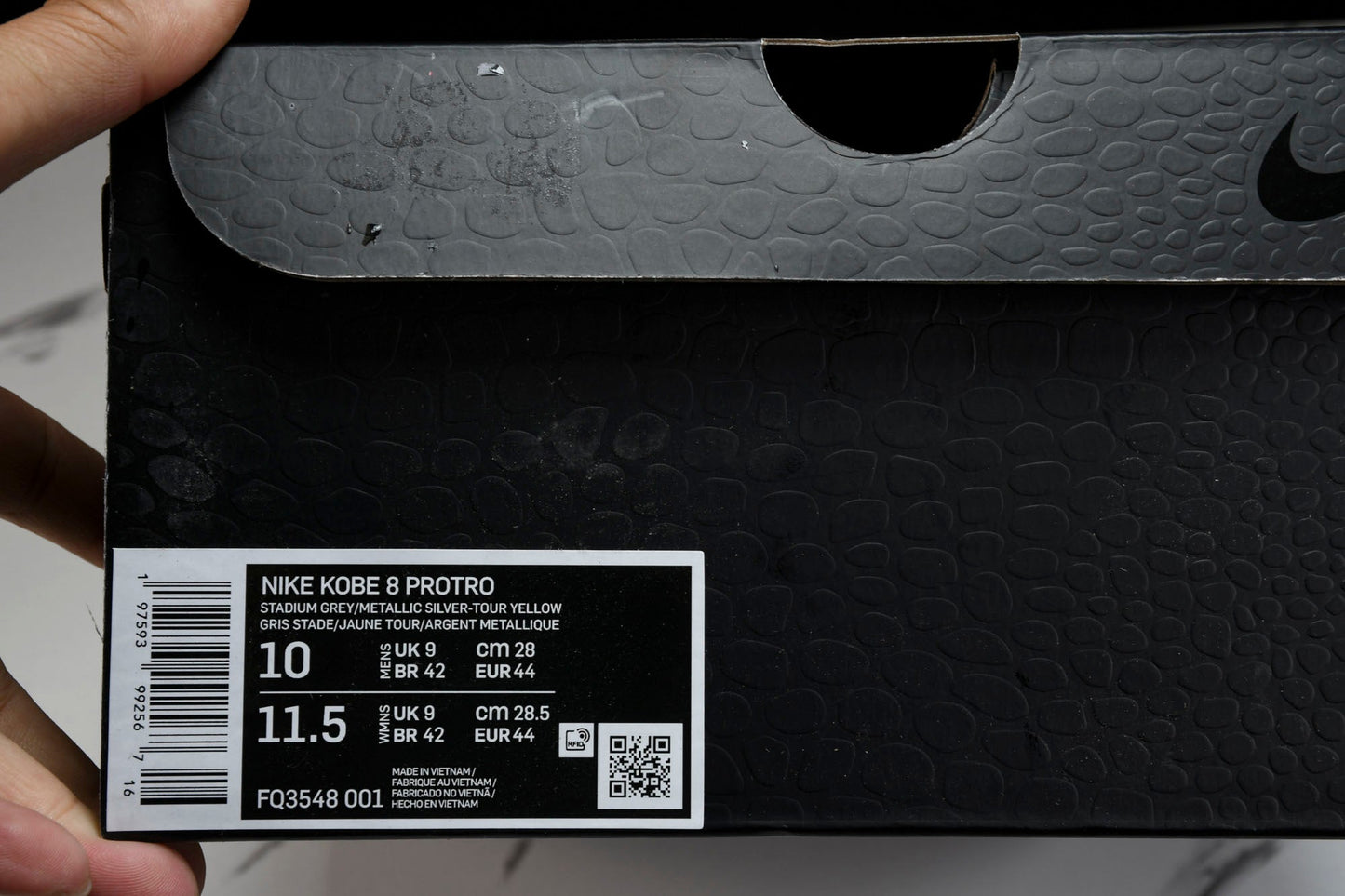 Kobe 8 Protro 'Venice Beach' - UK 8.5 / US 9.5 / EU 43