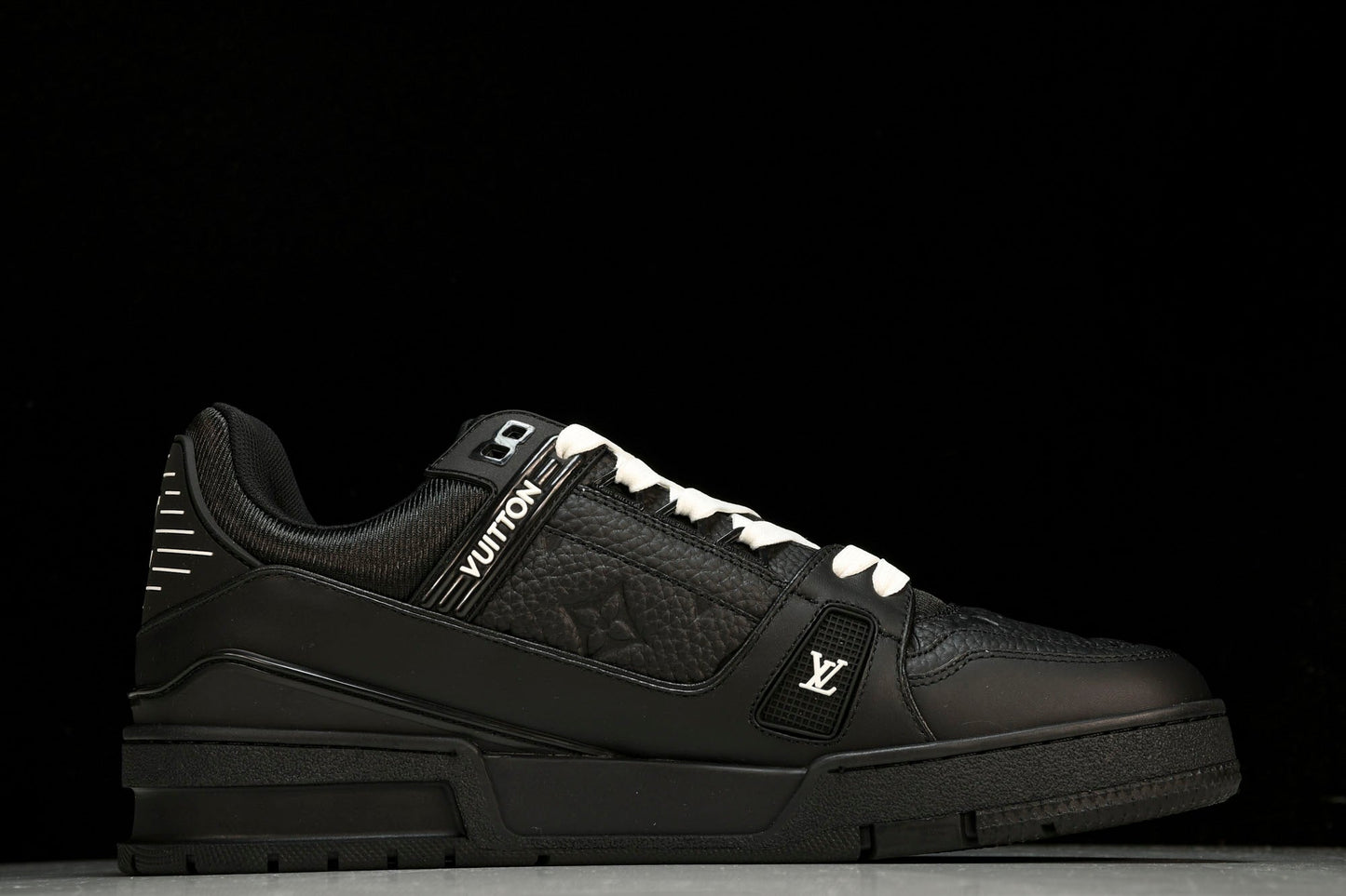 Louis Vuittоп Trainer Low 'Black Embossed' - UK 6 / US 7 / EU 40