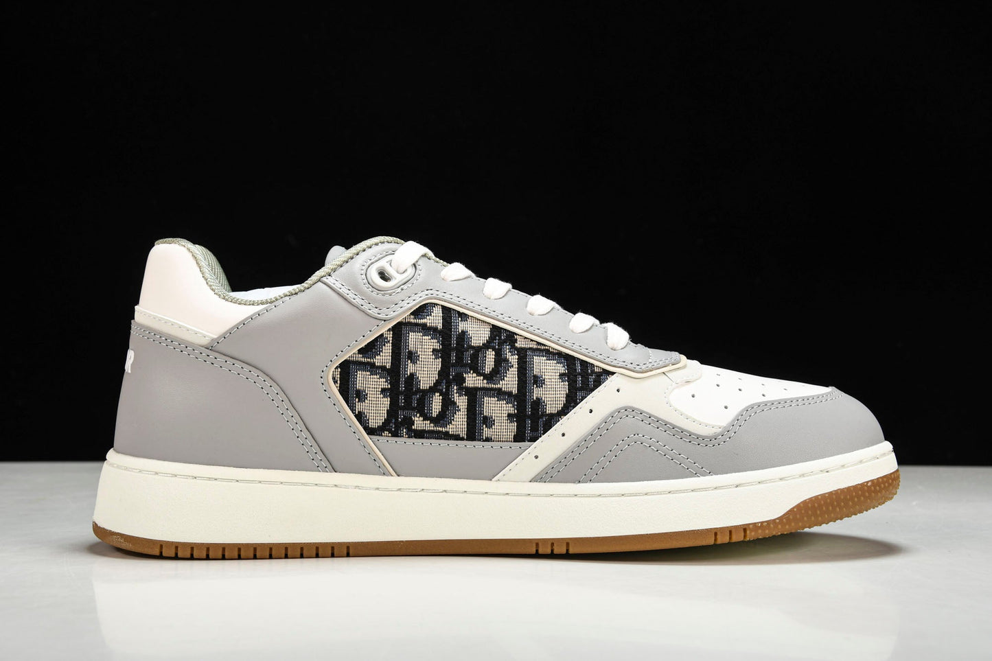 D1or B27 Low Oblique 'Grey White' - UK 9 / US 10 / EU 43