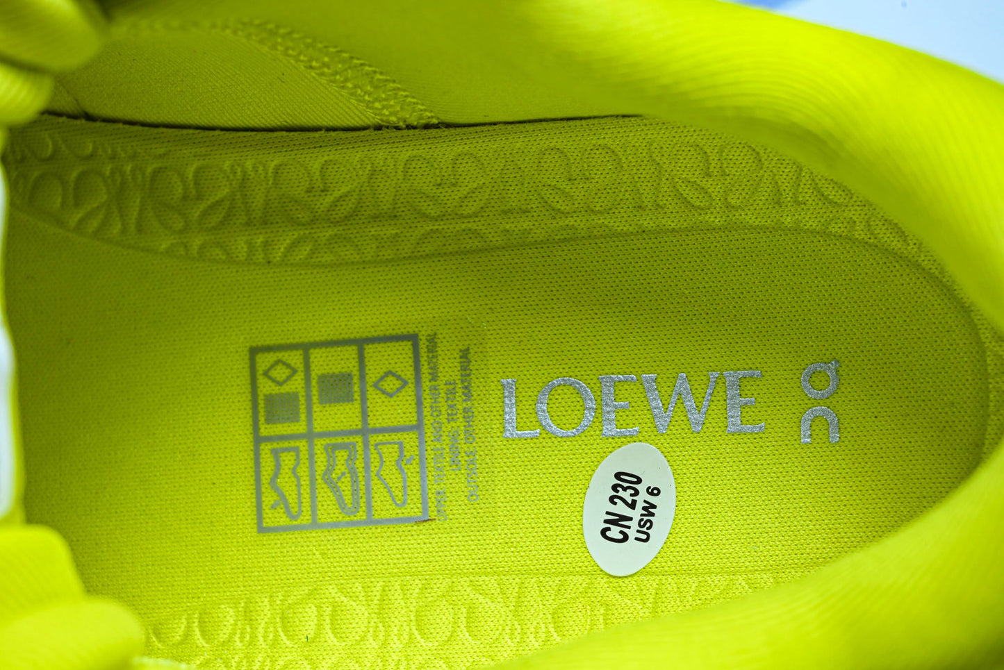 LOEWE × ON Cloudsolo 'Lime Green'