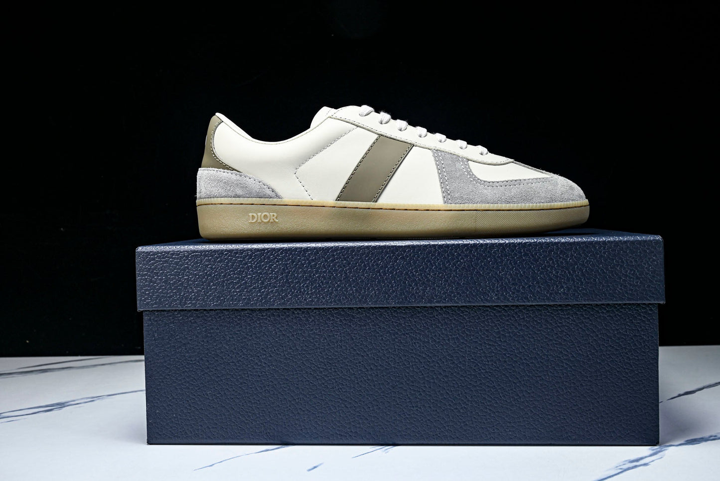 D1or B01 Matchpoint Sneaker 'Grey White'