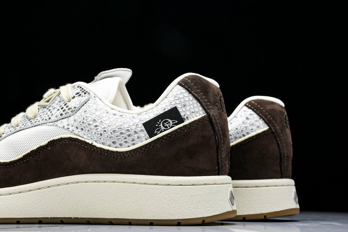 Travis Scott x D1or B713 Cactus Jack 'Beige Brown Python' - UK 6 / US 7 / EU 40