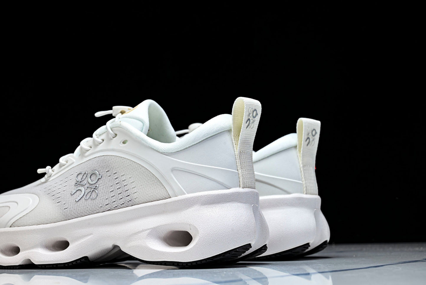 LOEWE × ON Cloudsolo 'White'