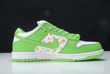 Supreme x SB Dnk Low Stars 'Mean Green'