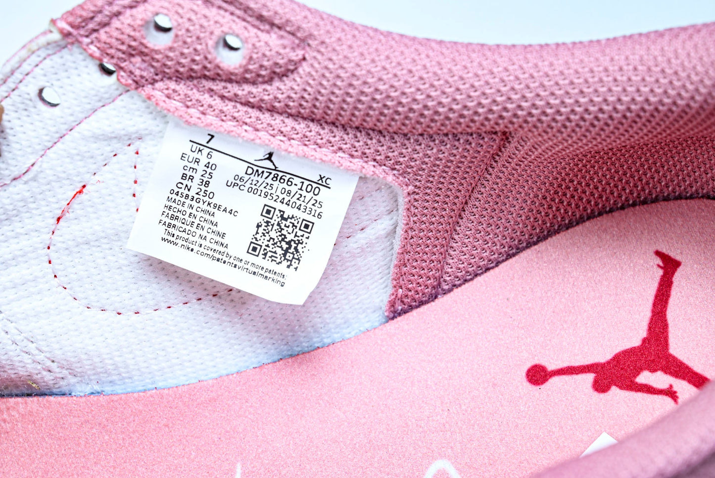 Travis Scott AJ1 Retro Low OG 'Tropical Pink'